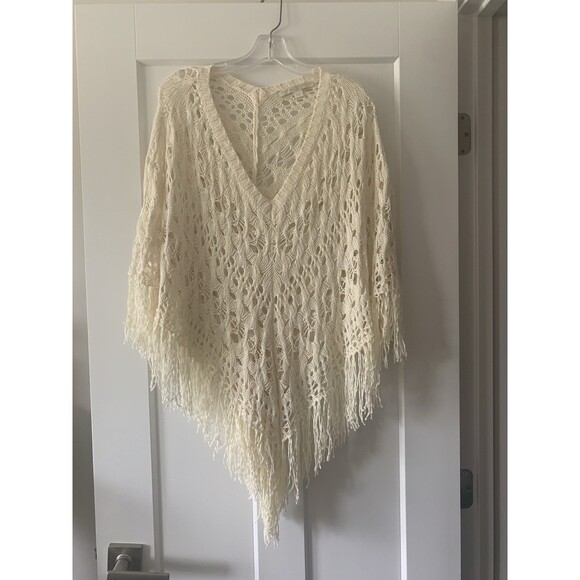 Boston Proper Ivory/Cream Boho  Knit  Shaw Poncho With Fringe XXS/XS - Picture 1 of 6